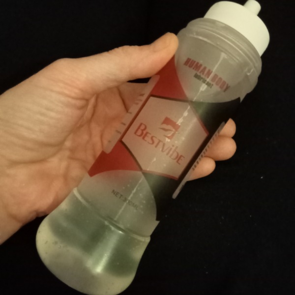 bestvibe water-based lube bottle